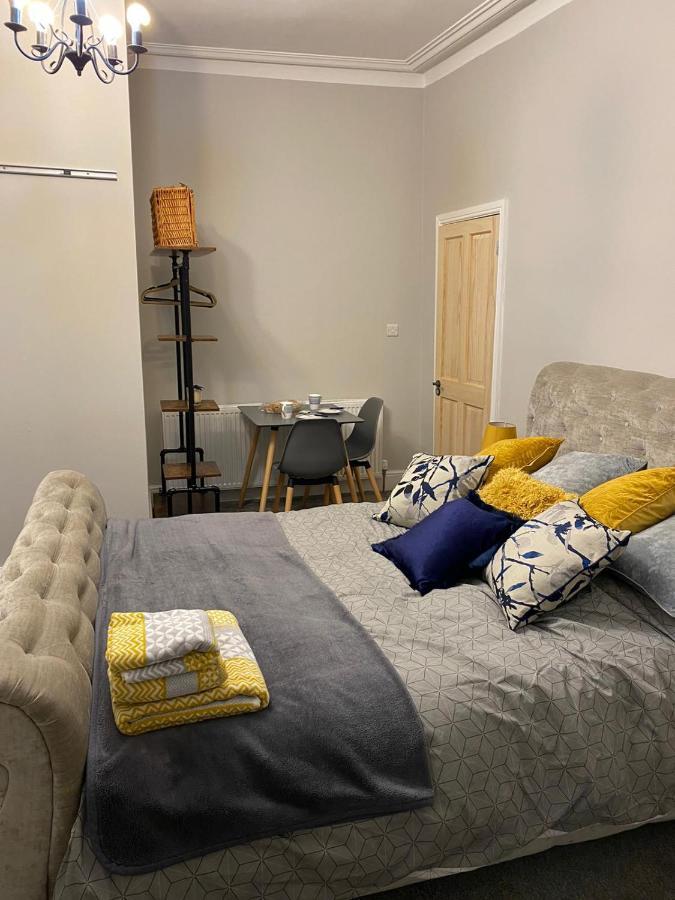 Cambridge Villas Private Studio Lytham St Annes Esterno foto