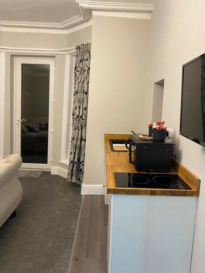 Cambridge Villas Private Studio Lytham St Annes Esterno foto